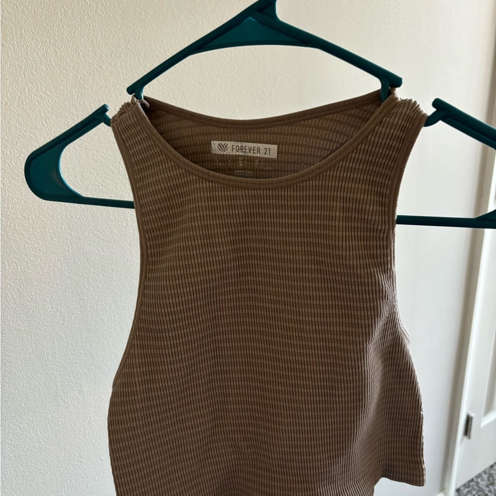 Forever 21 Women's Tan Ribbed Athletic Tank Top